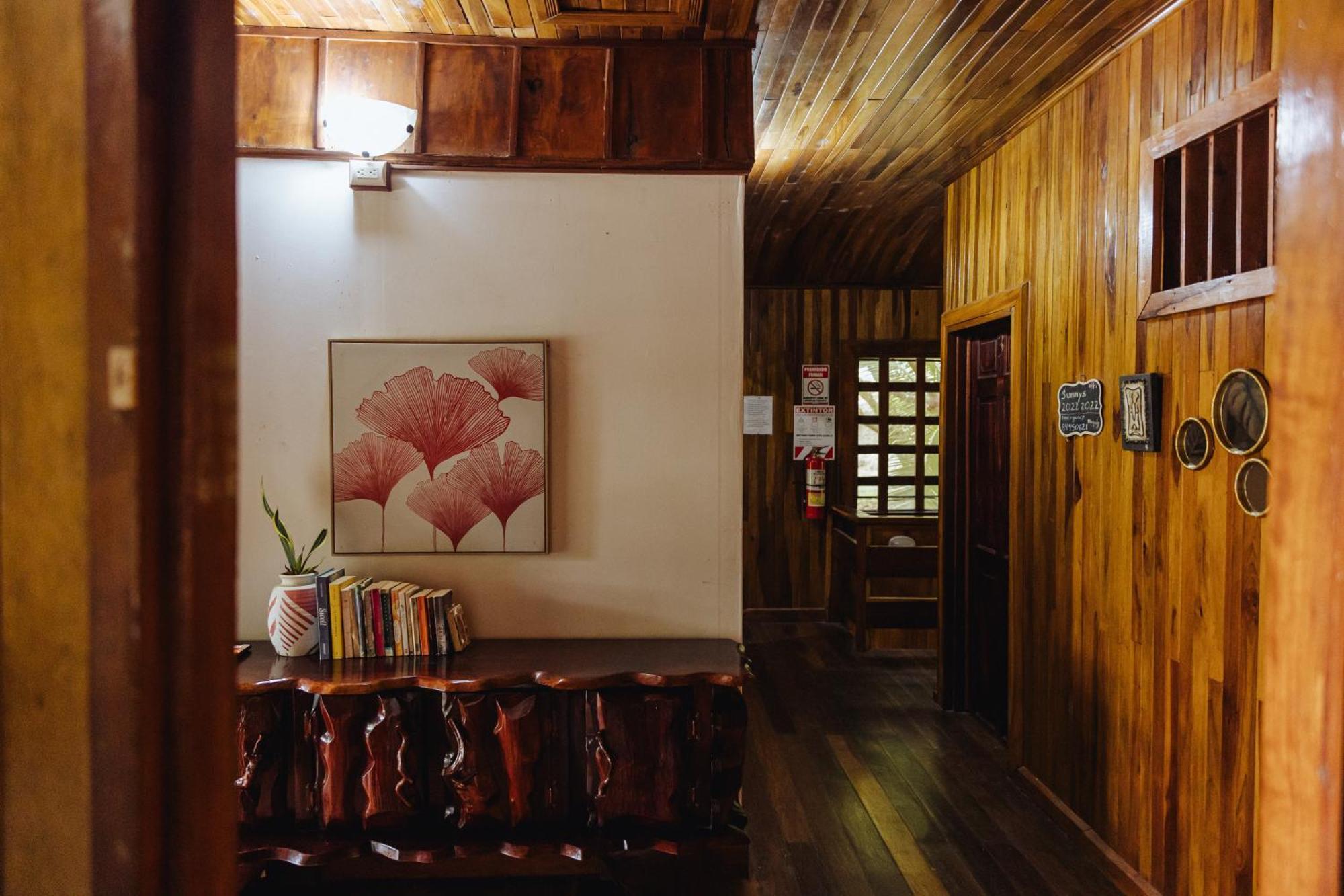 Sunny’s Hotel Jaco Bagian luar foto