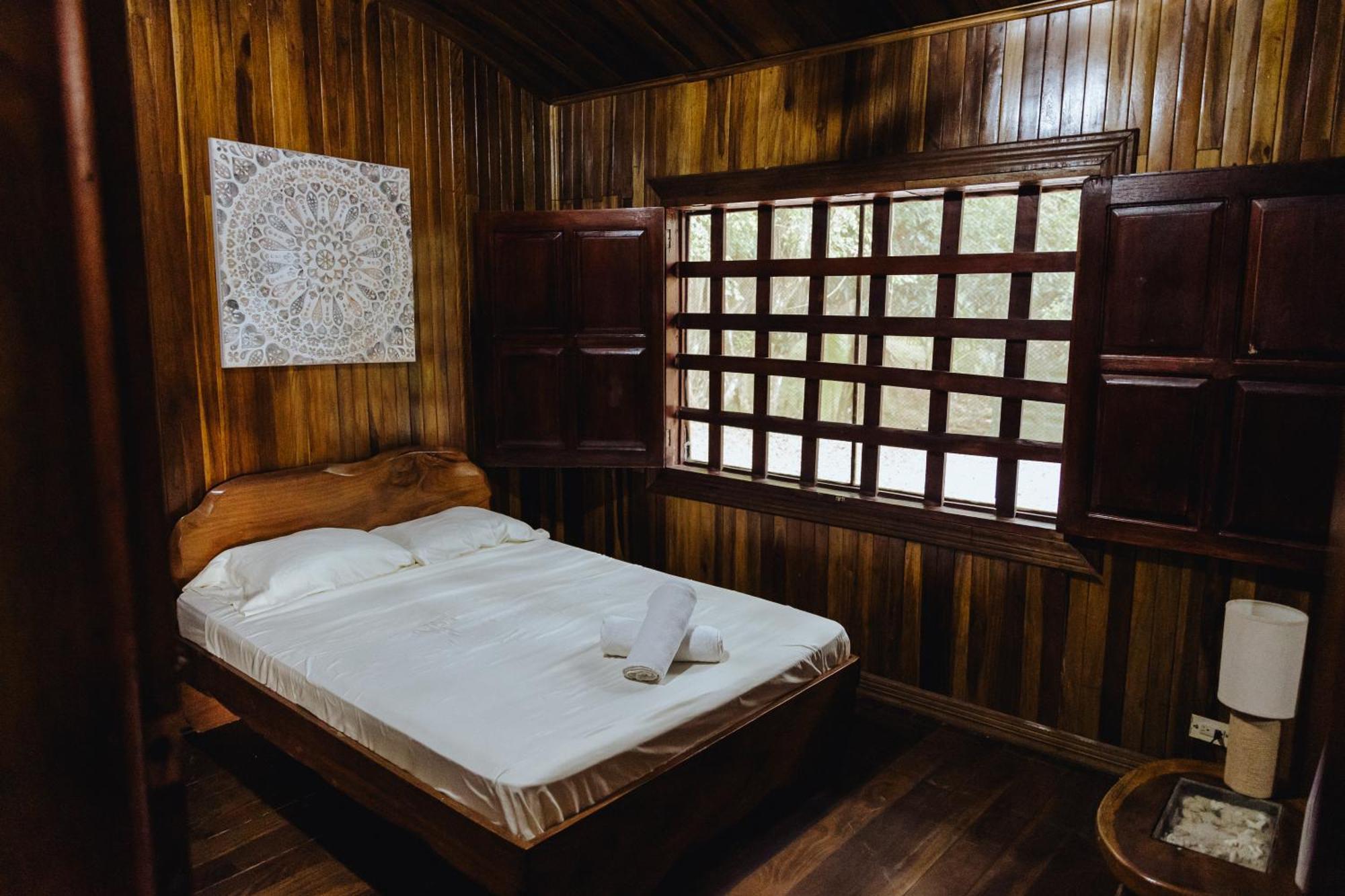 Sunny’s Hotel Jaco Bagian luar foto