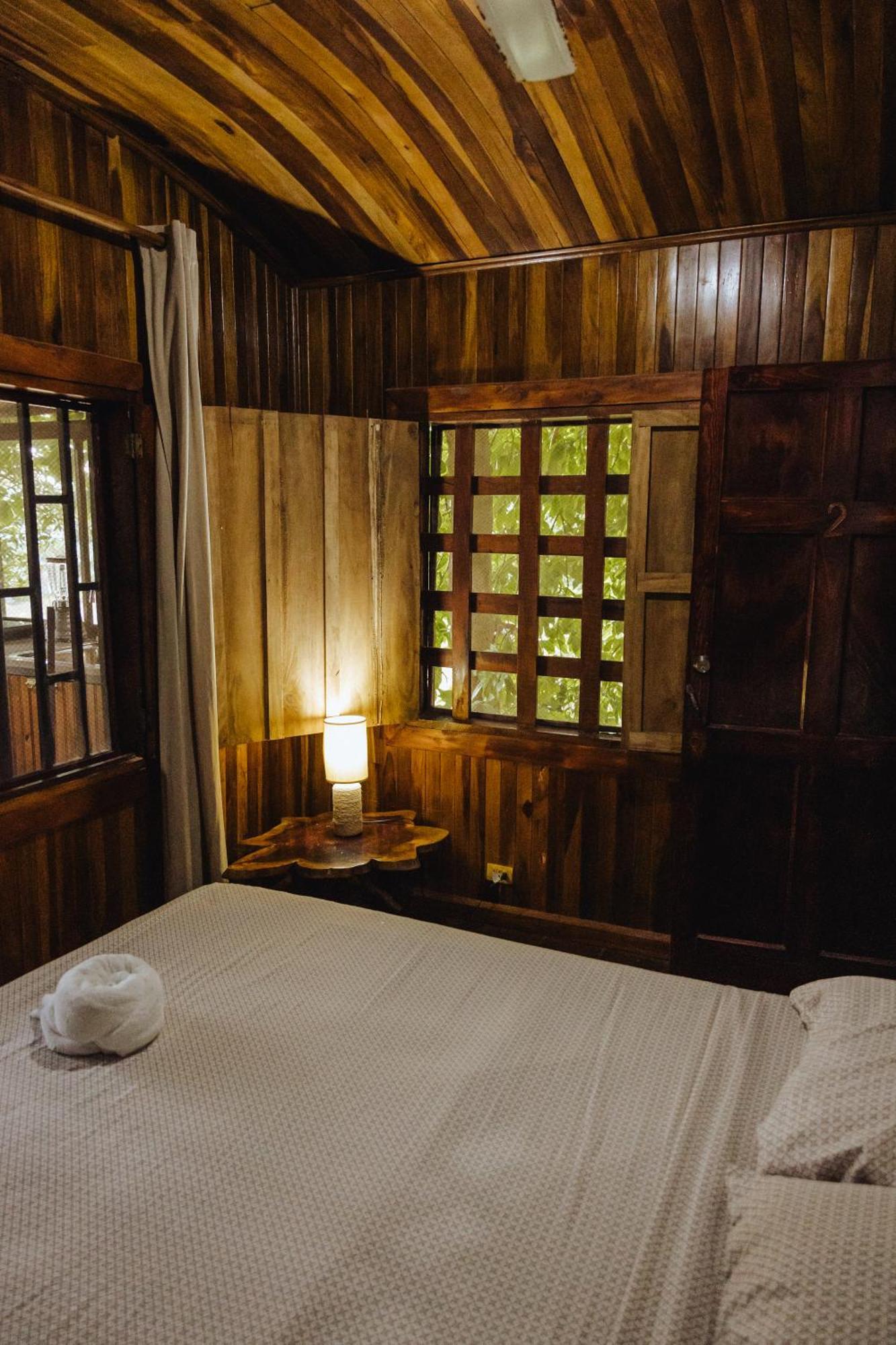 Sunny’s Hotel Jaco Bagian luar foto